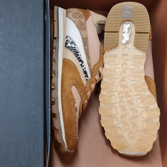 Coach Women's C118 Wave Patchwork Runner - Picture 5 of 7